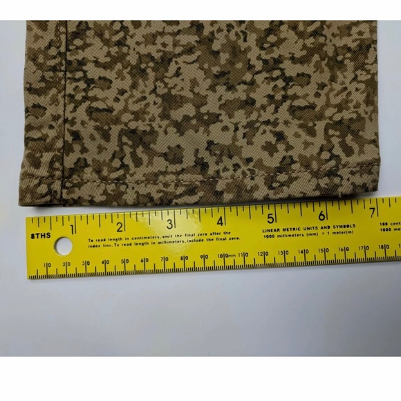 NWT Levi's Slim Straight Camo Cargo Pants 30x30 - Picture 6 of 7